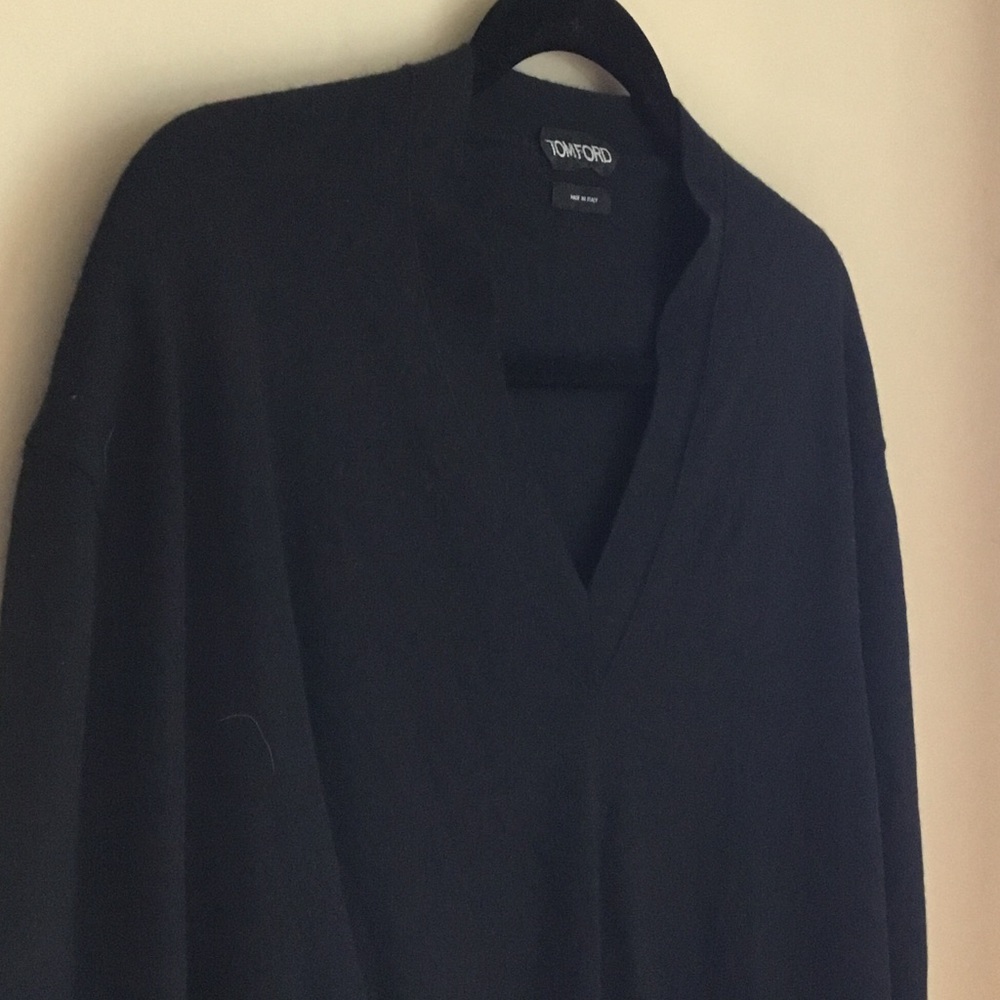 Tom Ford Cashmere Silk Lightweight V Neck Sweater - Picture 5 of 13